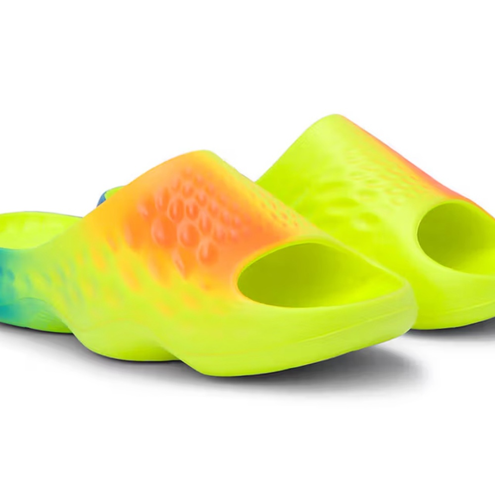 New Balance MRSHN Slide Yeezy Mens 9 NEW